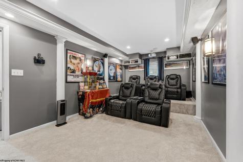 201 Jenny Lynn Estates Morgantown WV 26508