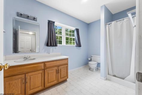 201 Jenny Lynn Estates Morgantown WV 26508