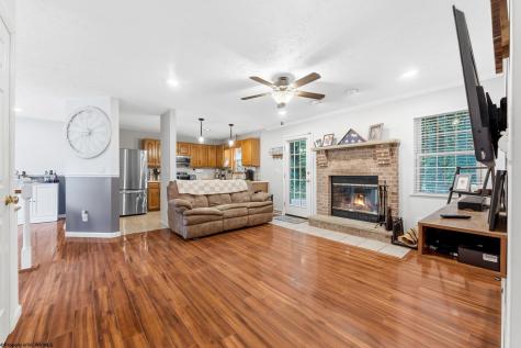 201 Jenny Lynn Estates Morgantown WV 26508