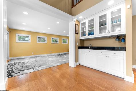 2081 Lakeside Estates Morgantown WV 26508