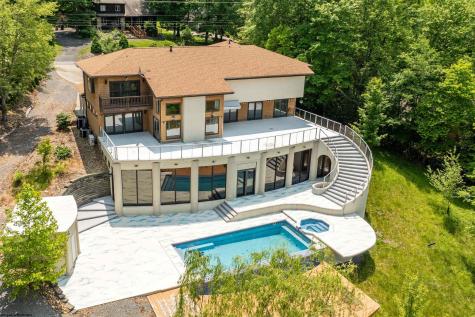 2081 Lakeside Estates Morgantown WV 26508