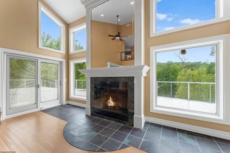 2081 Lakeside Estates Morgantown WV 26508