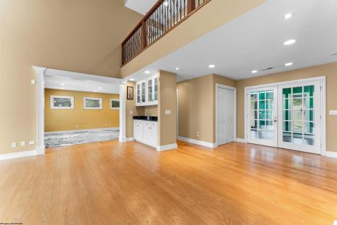2081 Lakeside Estates Morgantown WV 26508