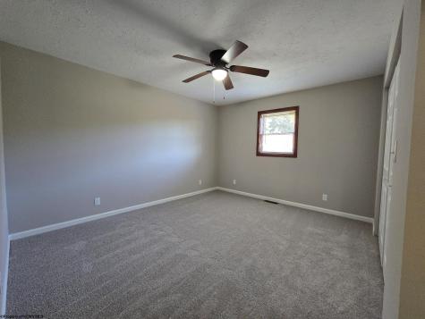 1426 Kingwood Pike Morgantown WV 26508