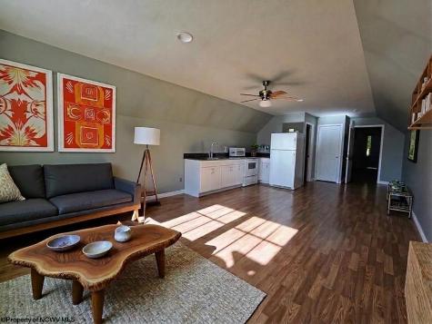 1426 Kingwood Pike Morgantown WV 26508