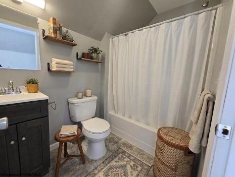 1426 Kingwood Pike Morgantown WV 26508