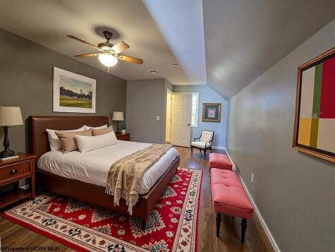 1426 Kingwood Pike Morgantown WV 26508