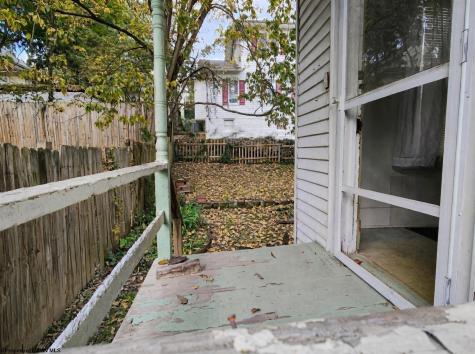 837 Ave Avenue Morgantown WV 26505