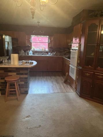 6801 Heaston Ridge Road Rock Cave WV 26234