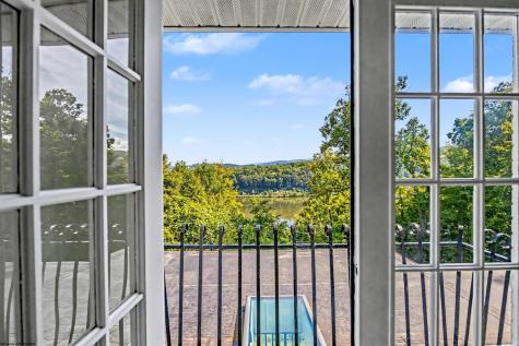 278 Horseshoe Road Morgantown WV 26508