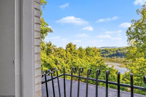 278 Horseshoe Road Morgantown WV 26508
