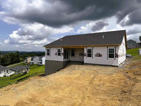 60 Heston Farm Circle Fairmont WV 26554