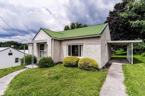 115 Williams Street Kingwood WV 26537