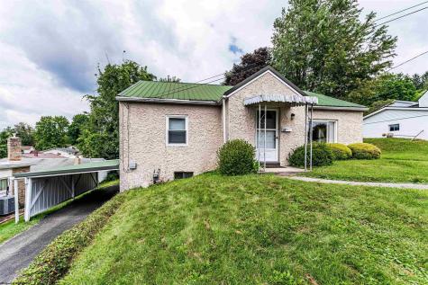 115 Williams Street Kingwood WV 26537