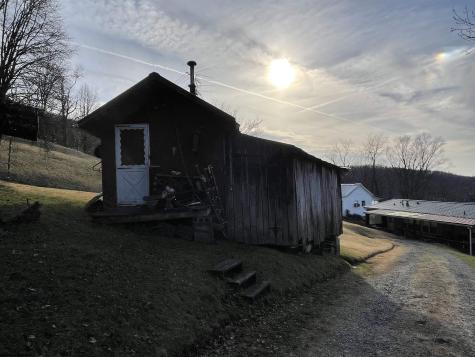 505 Kanawha Street Gassaway WV 26624