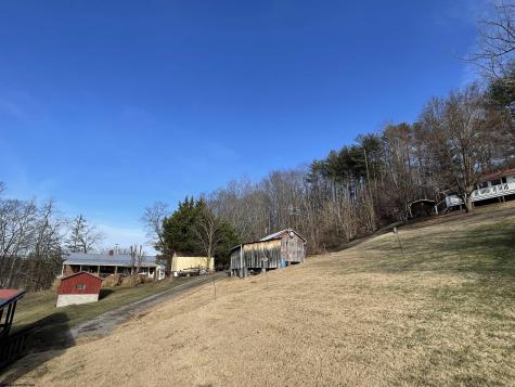 505 Kanawha Street Gassaway WV 26624