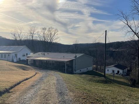 505 Kanawha Street Gassaway WV 26624