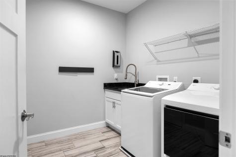 202 Chloe Lane Morgantown WV 26508