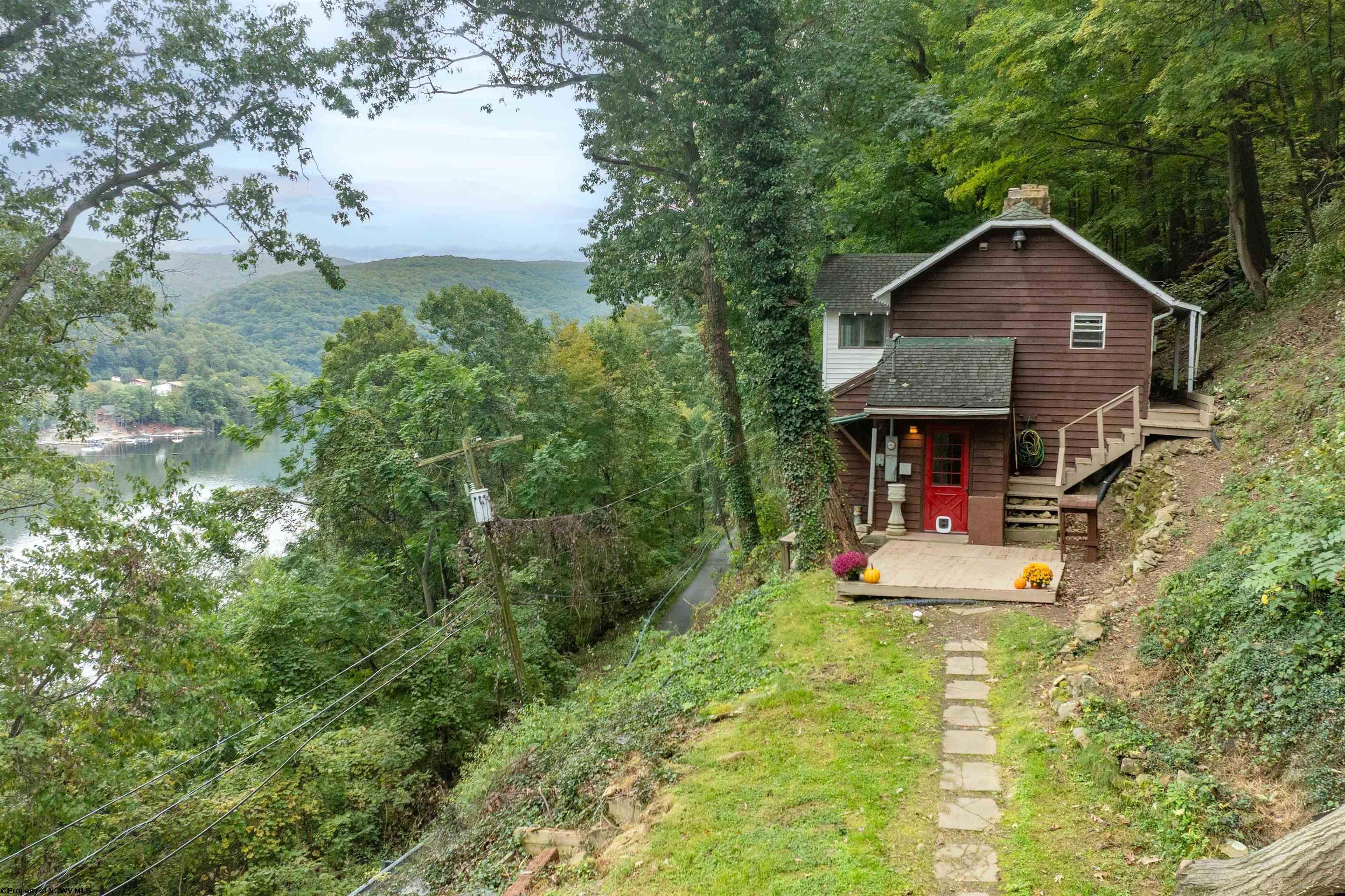158 Rockley Road Morgantown WV 26508