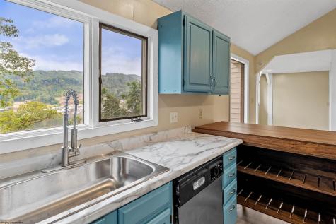158 Rockley Road Morgantown WV 26508