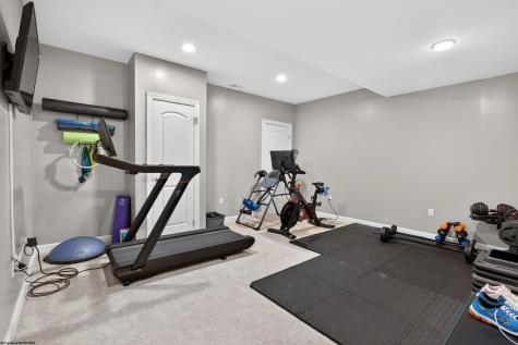 172 Southwind Circle Morgantown WV 26508