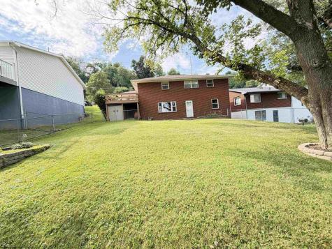 205 Paula Boulevard Clarksburg WV 26301