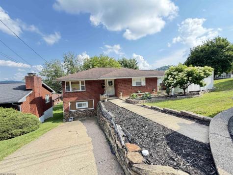 205 Paula Boulevard Clarksburg WV 26301