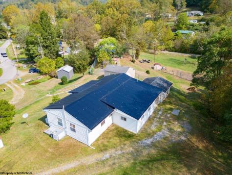 163 Hutchinson Hollow Road Mount Clare WV 26408