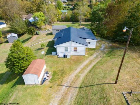 163 Hutchinson Hollow Road Mount Clare WV 26408