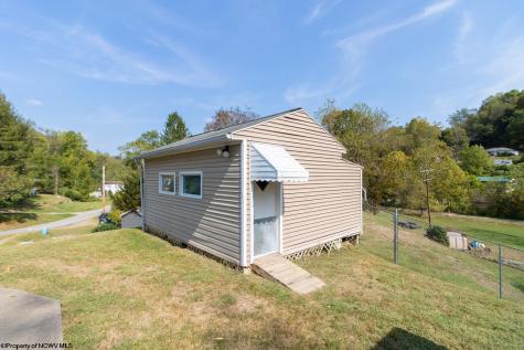 163 Hutchinson Hollow Road Mount Clare WV 26408