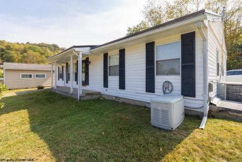 163 Hutchinson Hollow Road Mount Clare WV 26408