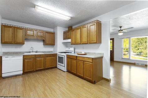 163 Hutchinson Hollow Road Mount Clare WV 26408