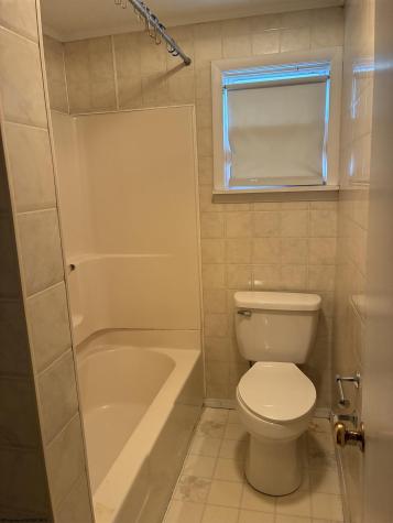 2906 Gladesville Road Independence WV 26374