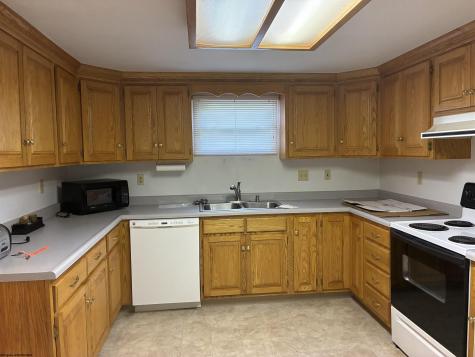2906 Gladesville Road Independence WV 26374