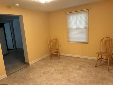 2906 Gladesville Road Independence WV 26374