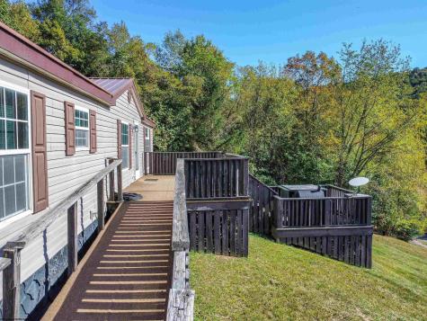 52 Saint Josephs Trail Fairmont WV 26553
