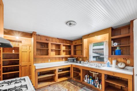 7816 Husky Highway Mannington WV 26582