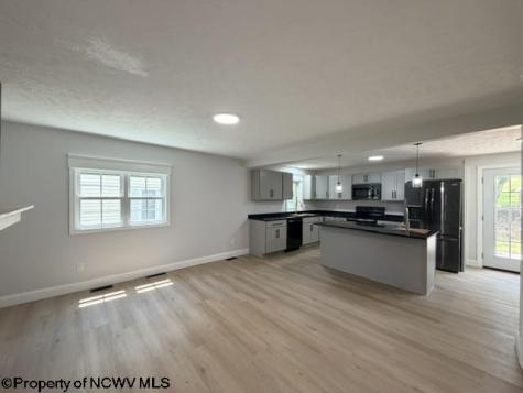 1037 Virginia Avenue Fairmont WV 26554