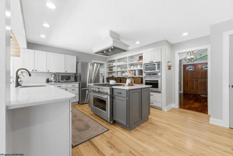 606 Poplar Woods Drive Morgantown WV 26505