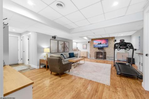 606 Poplar Woods Drive Morgantown WV 26505