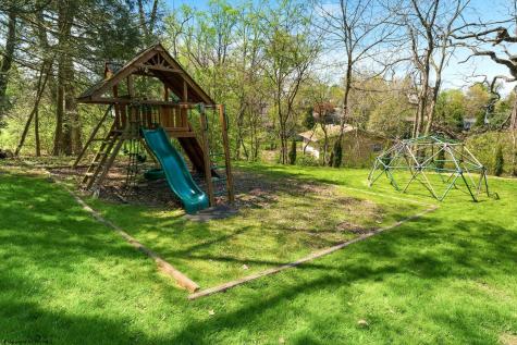 606 Poplar Woods Drive Morgantown WV 26505