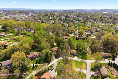 606 Poplar Woods Drive Morgantown WV 26505