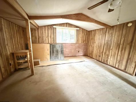 128 Valley Street Salem WV 26426
