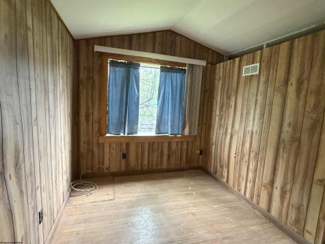 128 Valley Street Salem WV 26426