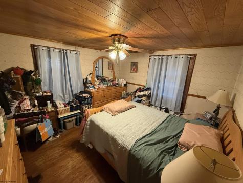 1009 S Henry Avenue Elkins WV 26241