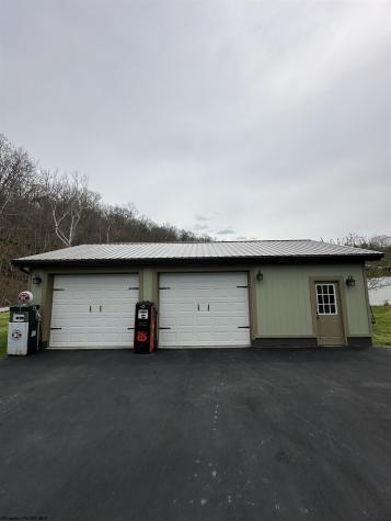 231 Catawba Road Fairmont WV 26554