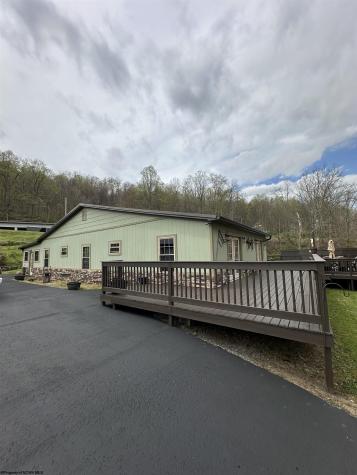 231 Catawba Road Fairmont WV 26554
