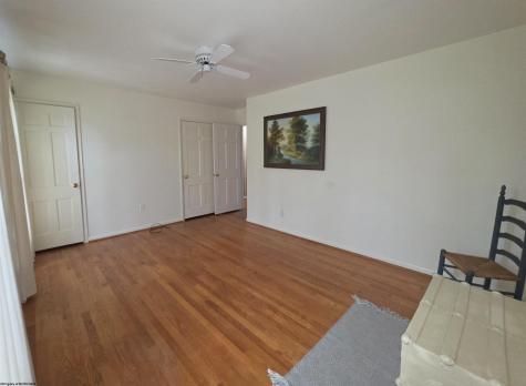 630 Killarney Drive Morgantown WV 26505