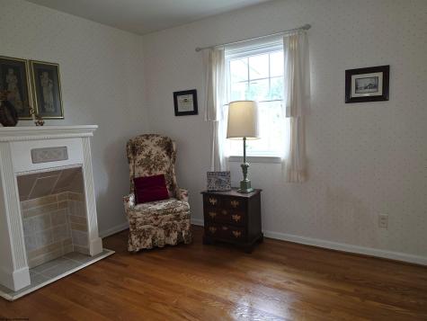 630 Killarney Drive Morgantown WV 26505