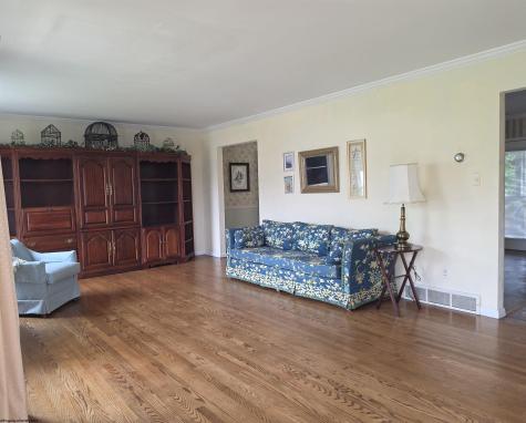 630 Killarney Drive Morgantown WV 26505